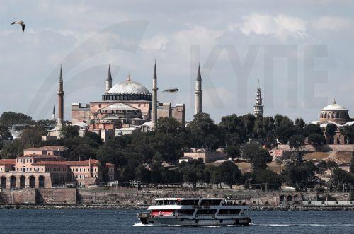 Milletvekili Leonidou, Ekümenik Patrikhane’nin heyetine katılıyor