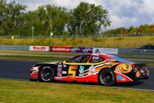 Στην 1η θέση EURO NASCAR 2 ο Τζιωρτζής παρά τα μηχανικά προβλήματα στη Γερμανία