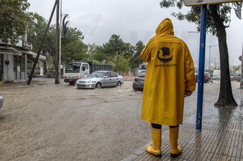 Συστάσεις Πολιτικής Άμυνας για προφύλαξη σε καταιγίδες/ ανεμοστρόβιλους