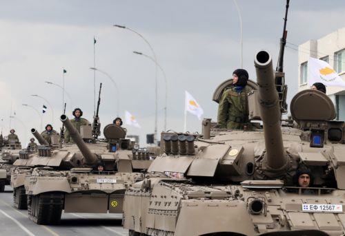 وزير الدفاع: الاستقلال هو رد على أولئك الذين يخططون لحل الجمهورية