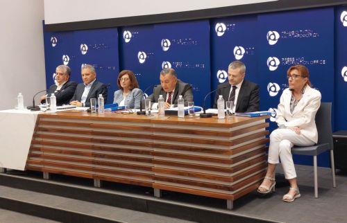 Πέραν των 1200 υποψήφιων για 12 Ημικρατικούς αιτήθηκαν στο Γνωμοδοτικό, ανέφερε ο ΚΕ