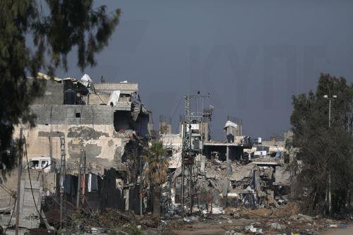 Το Ισραήλ λέει ότι έπληξε εκατοντάδες στόχους στη Γάζα
