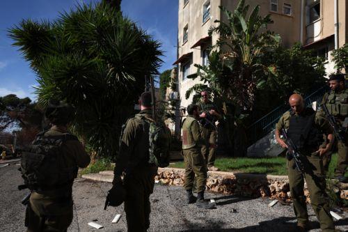 Τέλος σε ενέργειες αποσταθεροποίησης,τόνισε ο ΠτΔ σε Λίβανο-Ισραήλ