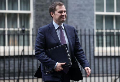 Βρετανία: Αναταραχή στους Τόρις μετά την παραίτηση του Υφ. Μετανάστευσης