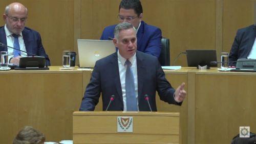 Τέθηκε σε ισχύ ο νόμος για 12μηνο παραμερισμό ειδοποίησης εκποίησης λέει ο Πρόεδρος του ΔΗΚΟ