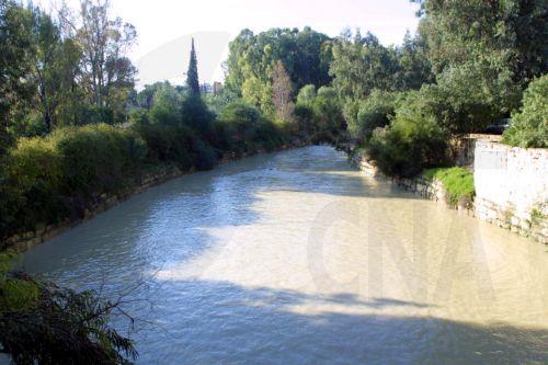 Τοποθετήθηκαν ψύκτες νερού κατά μήκος του Πεδιαίου για μείωση πλαστικών