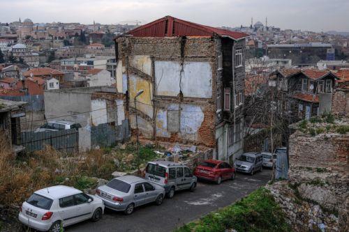 Είκοσι εννέα νεκροί από πυρκαγιά στην Κωνσταντινούπολη