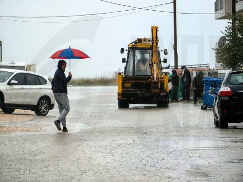 توقع بحدوث عواصف رعدية وتساقط البرد في قبرص الجمعة