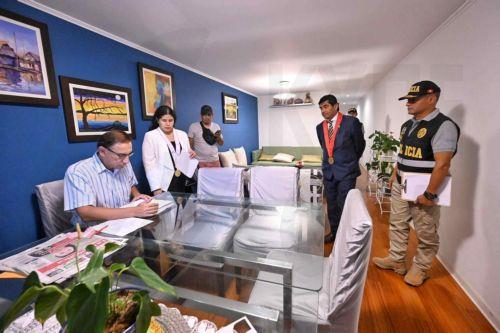 Το Περού εκλέγει νέο υπηρεσιακό πρόεδρο δυο μήνες πριν από τις προεδρικές εκλογές