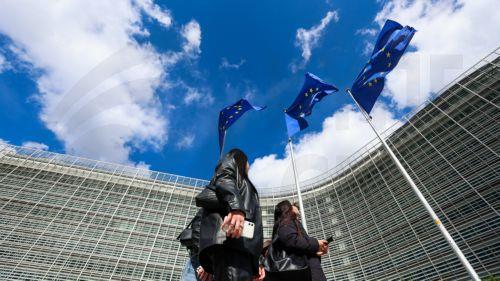 Σύσταση Κομισιόν προς Κύπρο και άλλα 8 κράτη μέλη για τους κανόνες ισότητας στα Δ.Σ.