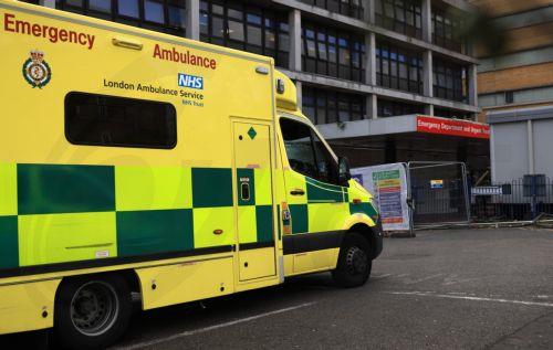 Νεκρό ένα 13χρονο αγόρι στην επίθεση με σπαθί στο Λονδίνο