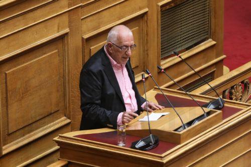 Εθνικός στόχος η επανένωση Κύπρου, δήλωσε ο Ν. Κακλαμάνης στη συνάντηση με ΠτΒ