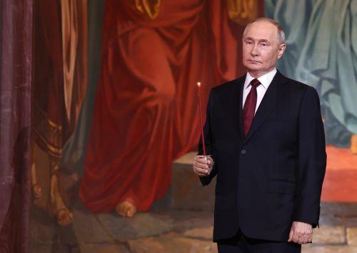 Το Πάσχα ενισχύει την πίστη των ανθρώπων, είπε ο Πούτιν