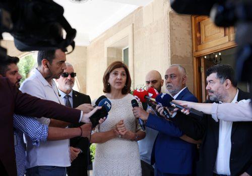 مبعوث الأمم المتحدة تبدأ اتصالاتها في قبرص قبل اجتماع نيويورك