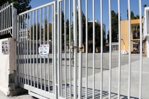 Η κατοχύρωση νέων μόνιμων θέσεων επίτευγμα εκπαιδευτικών οργανώσεων, λέει η ΟΕΛΜΕΚ