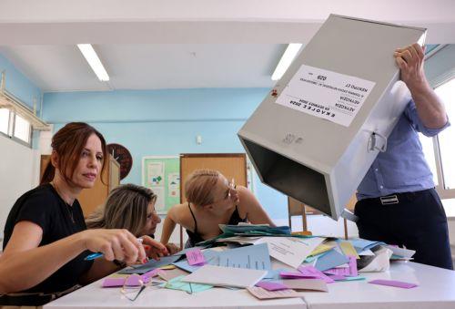 Candidacies submission for May parliamentary elections underway