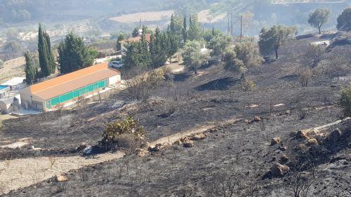 Οι πληγέντες στην πυρκαγιά θα αποζημιωθούν από το κράτος, διαβεβαιώνει ο ΥΠΕΣ