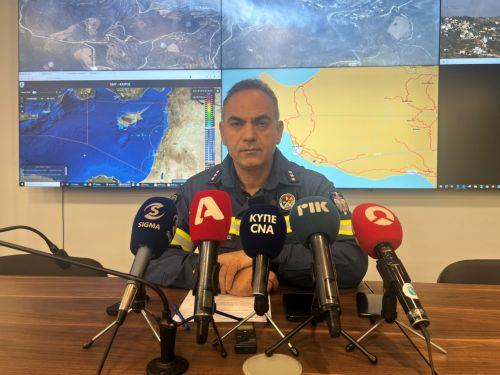 Παρέμβαση Πυροσβεστικής Υπηρεσίας για αποπαγίδευση οδηγού