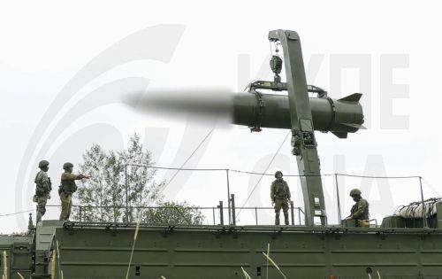 Μια βελτιωμένη συνθήκη για πυρηνικά αντί παράταση της NEW START, ζητά ο Τραμπ