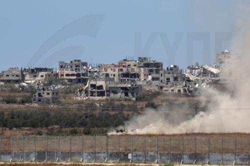 Ισραηλινά άρματα μάχης προωθούνται βορείως και νοτίως της Λωρίδας της Γάζας