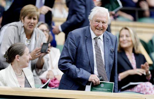 Ο Ντέιβιντ Ατένμπορο έγινε ο μεγαλύτερης ηλικίας νικητής Έμμυ Πρωινής Ζώνης