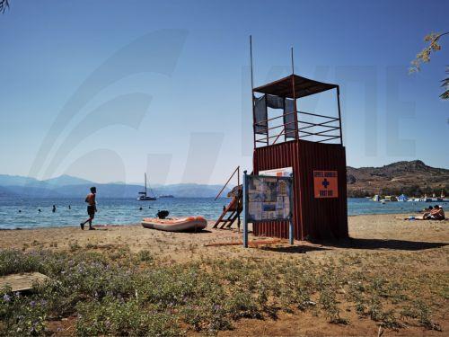 Πολλά προβλήματα στη στελέχωση παραλιών με ναυαγοσώστες, αναφέρει η ΟΕΚΔΥ ΣΕΚ