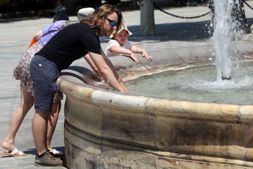 Θερμοκρασίες γύρω στους 40 βαθμούς στο εσωτερικό το Σάββατο