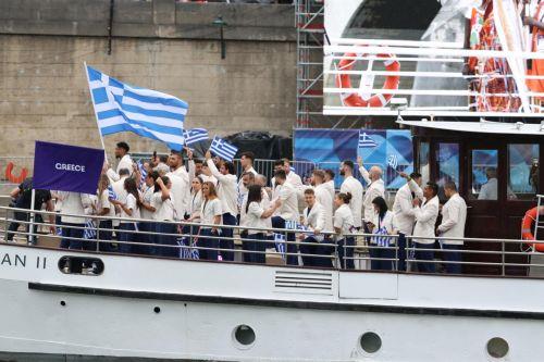 «Η μεγαλύτερη τιμή» λέει ο Αντετοκούνμπο, εκ των σημαιοφόρων της ελληνικής αποστολής στο Παρίσι 2024