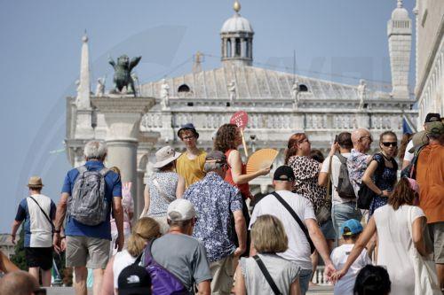 Board of World Federation of Tourist Guide Associations convenes in Cyprus