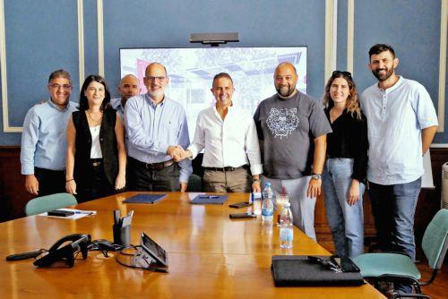 Αλλάζει όψη η Πλατεία Ηρώων στη Λεμεσό, υπογράφηκαν συμβόλαια ανάπλασης