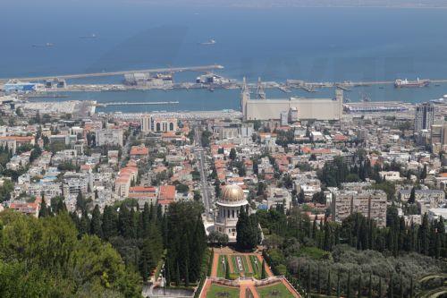 Η Χεζμπολάχ λέει ότι έπληξε μια βάση του ισραηλινού στρατού κοντά στη Χάιφα