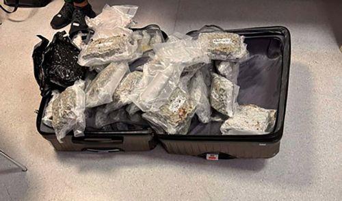 Κατασχέσεις μεγάλων ποσοτήτων καπνικών προϊόντων στο αερ. Λάρνακας και στο οδόφραγμα Αγ. Δομετίου