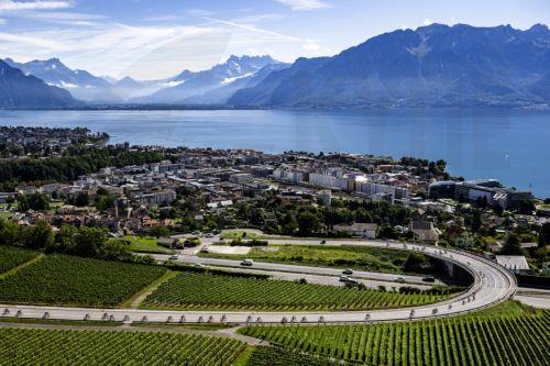 President Christodoulides arrives in Geneva ahead of informal meeting on Cyprus issue