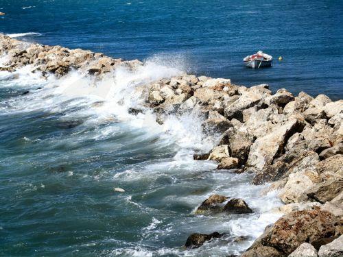 Παρουσιάστηκε ρομποτικό σύστημα για συλλογή απορριμμάτων από τη θάλασσα