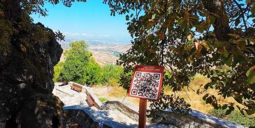 Ολοκλήρωση τοποθέτησης έξυπνων πινακίδων στην Πάφο