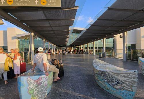 Ακυρώσεις πτήσεων προς και από το αεροδρόμιο Λάρνακας