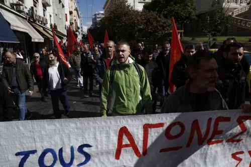 Σε απεργιακό κλοιό σήμερα η Ελλάδα