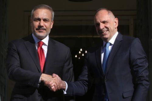 Συνάντηση Γεραπετρίτη-Φιντάν στο περιθώριο ΣΕΥ τη Δευτέρα