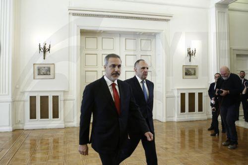 Our positions on the Cyprus problem are stable, Greek and Turkish FMs say