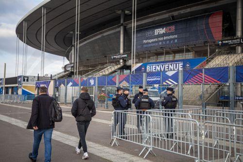 Δρακόντεια μέτρα ασφαλείας στον ποδοσφαιρικό αγώνα Γαλλίας - Ισραήλ στο Παρίσι