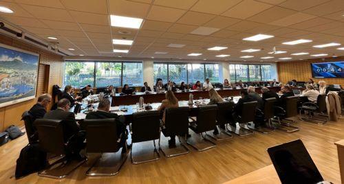 Ξεκινά η συζήτηση για την άρση απαγόρευσης προσλήψεων στο Δημόσιο