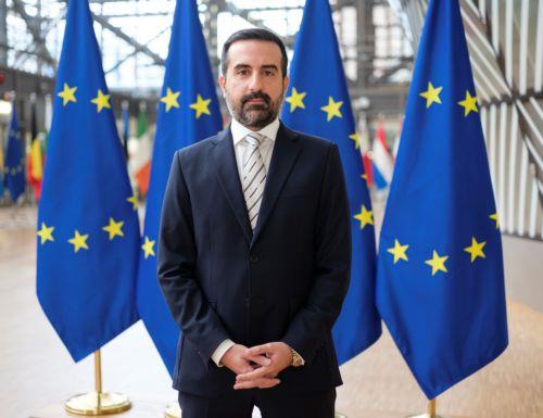 Σε πολιτικό τρίλογο για Κανονισμό επιστροφών υπηκόων τρίτων χωρών θα συμμετέχει ο Υφ. Μετανάστευσης