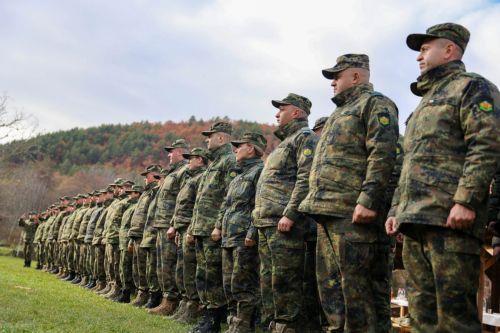 Aύξηση μισθών στρατιωτικών και εξοπλισμού βουλγαρικών ενόπλων δυνάμεων το 2025