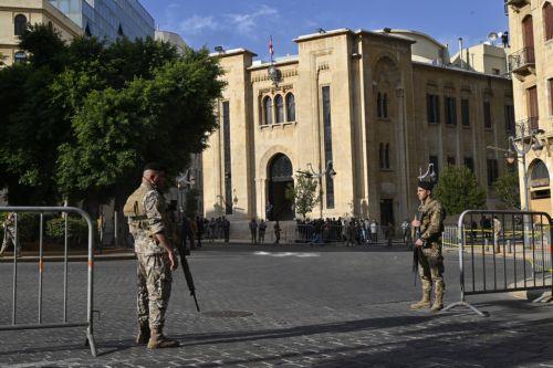 Τη βούληση για στενότερη συνεργασία θα εκφράσει ο ΠτΔ στον Αούν, λέει ο ΚΕ