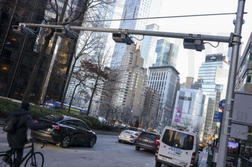 Στο 0,7% υποβαθμίστηκε η ετήσια ανάπτυξη της οικονομίας των ΗΠΑ το δ΄ τρίμηνο