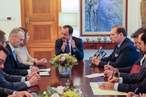 Spain supports efforts for Cyprus talks resumption, Socias tells President