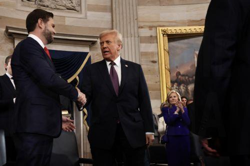 Οι Ευρωπαίοι ηγέτες να πάρουν στα σοβαρά τον Τραμπ, λέει ο Βανς για Γροιλανδία