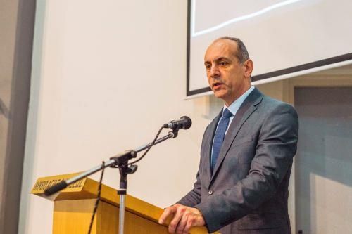 Αντιπαράθεση Υπ. Δικαιοσύνης - βουλευτών ΑΚΕΛ για Κεντρικές Φυλακές, ανήλικους, θεσμική κρίση