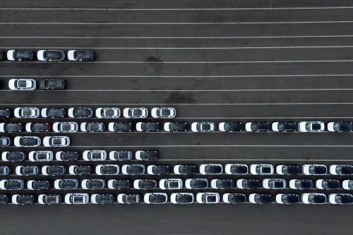 «Ενιαία» απάντηση της ΕΕ στους νέους δασμούς του Τραμπ ζητά το Παρίσι