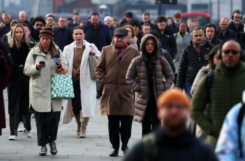 Αύξηση της καταναγκαστικής εργασίας μεταξύ θυμάτων εμπορίας ανθρώπων, σύμφωνα με Eurostat